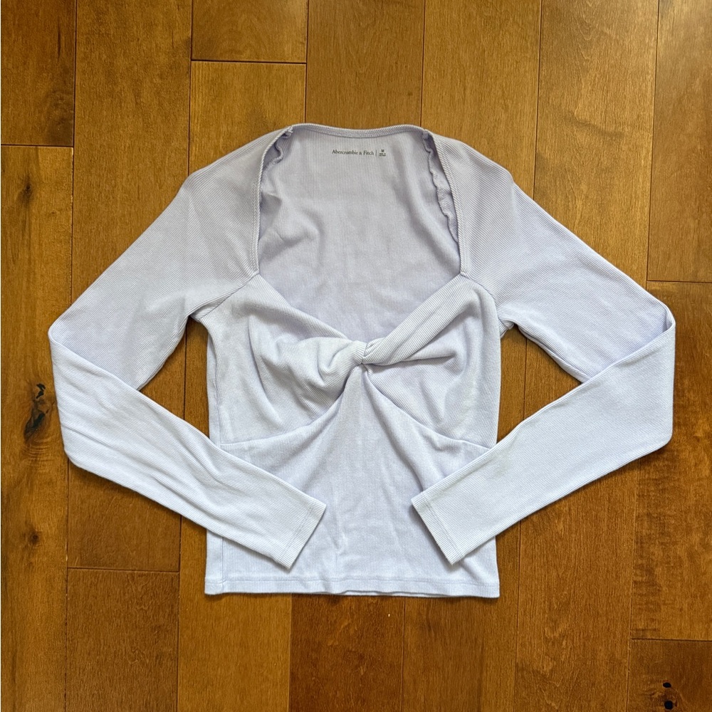 Abercrombie & Fitch Lilac Knotted Sweetheart Fitted Blouse Long Sleeve Medium